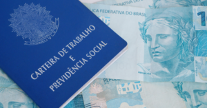  Se o seu salário é de até R$ 5.000, há um desconto que não pode mais existir no seu holerite a partir de 2026